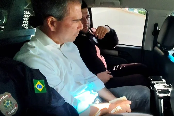 Com prisão mantida do ex-BRB, defesa avançará para delação