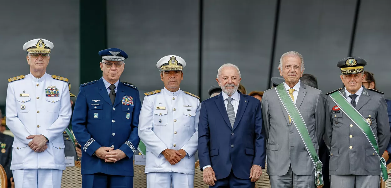 Brasil lidera alta de investimentos militares na América do Sul em 2025
