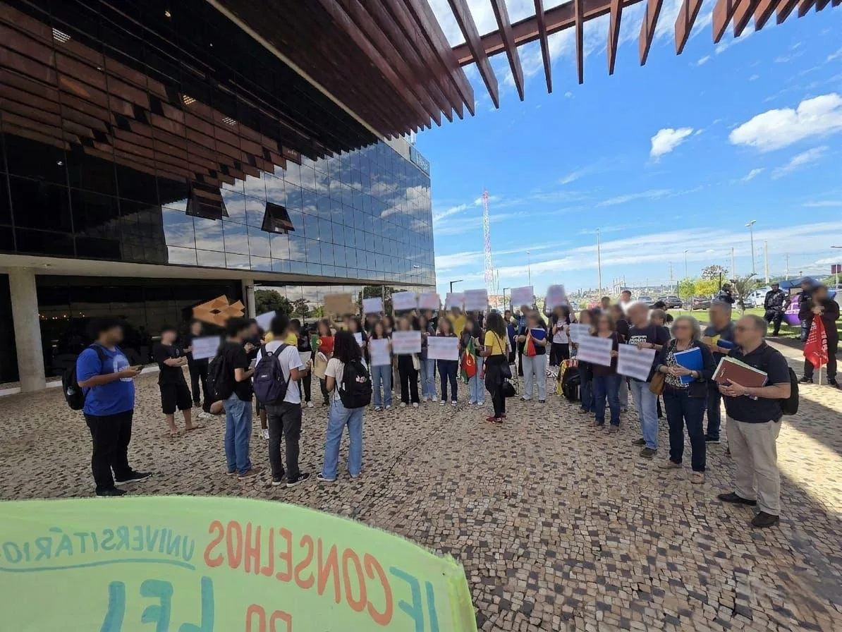 Após pressão da greve, GDF exonera reitora da UnDF e nomeia nova gestora