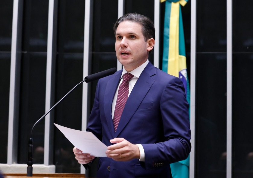 Fim da escala 6×1 e PL Antimisoginia marcam a semana no Congresso; STF analisa indenização de fotógrafo que ficou cego atingido pela PM