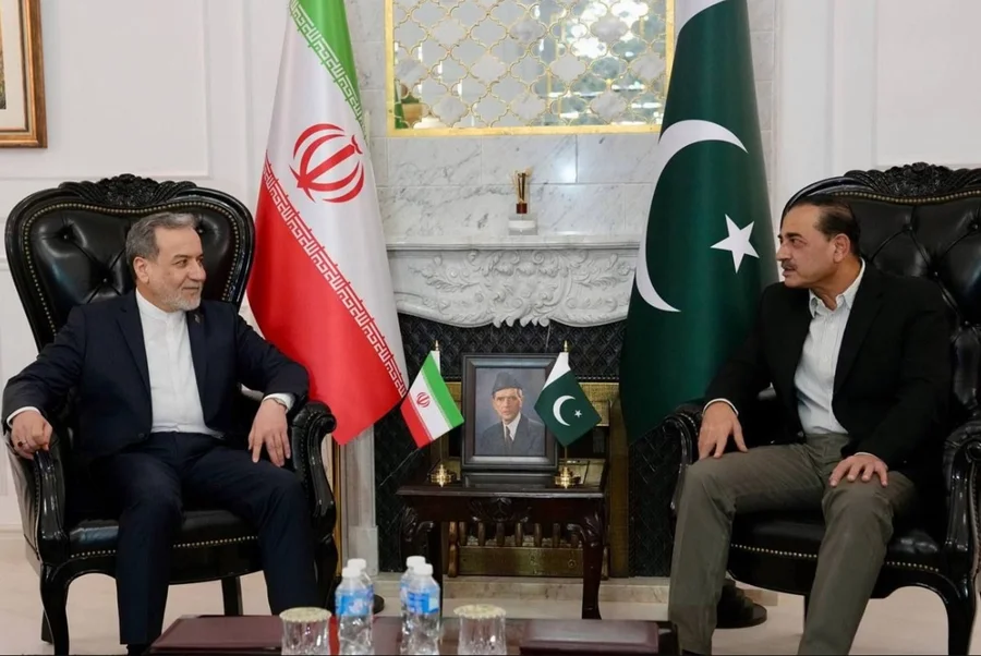 Chanceler iraniano chega à Rússia para encontro com Putin