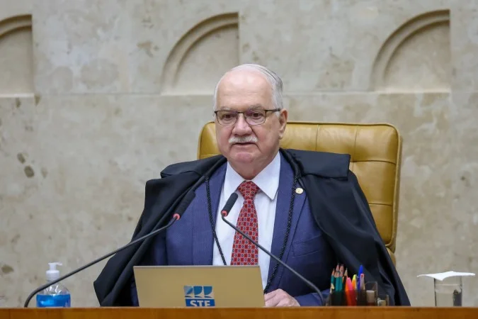 Fachin e Alcolumbre articulam projeto de lei para limitar extras de juízes
