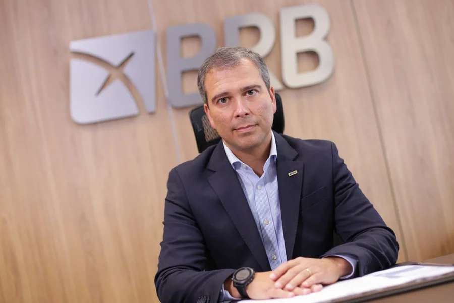 Advogado deixa defesa do ex-chefe do BRB em meio a acordo de delação