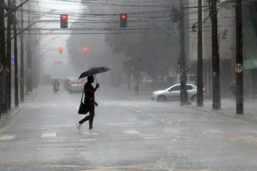 Ciclone extratropical leva tempestade a vários pontos do país; veja