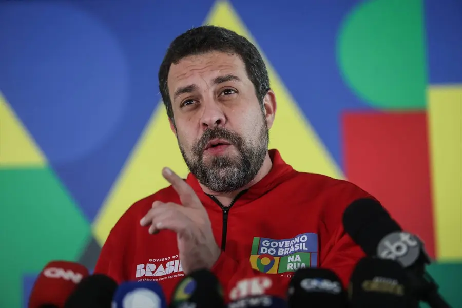 Governo Lula mira iFood e Keeta por transparência nos repasses a entregadores