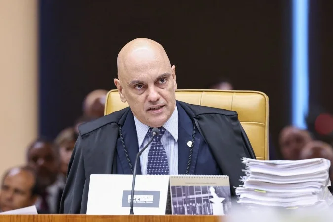 Rumble e Trump Media pedem julgamento de Moraes à revelia nos EUA