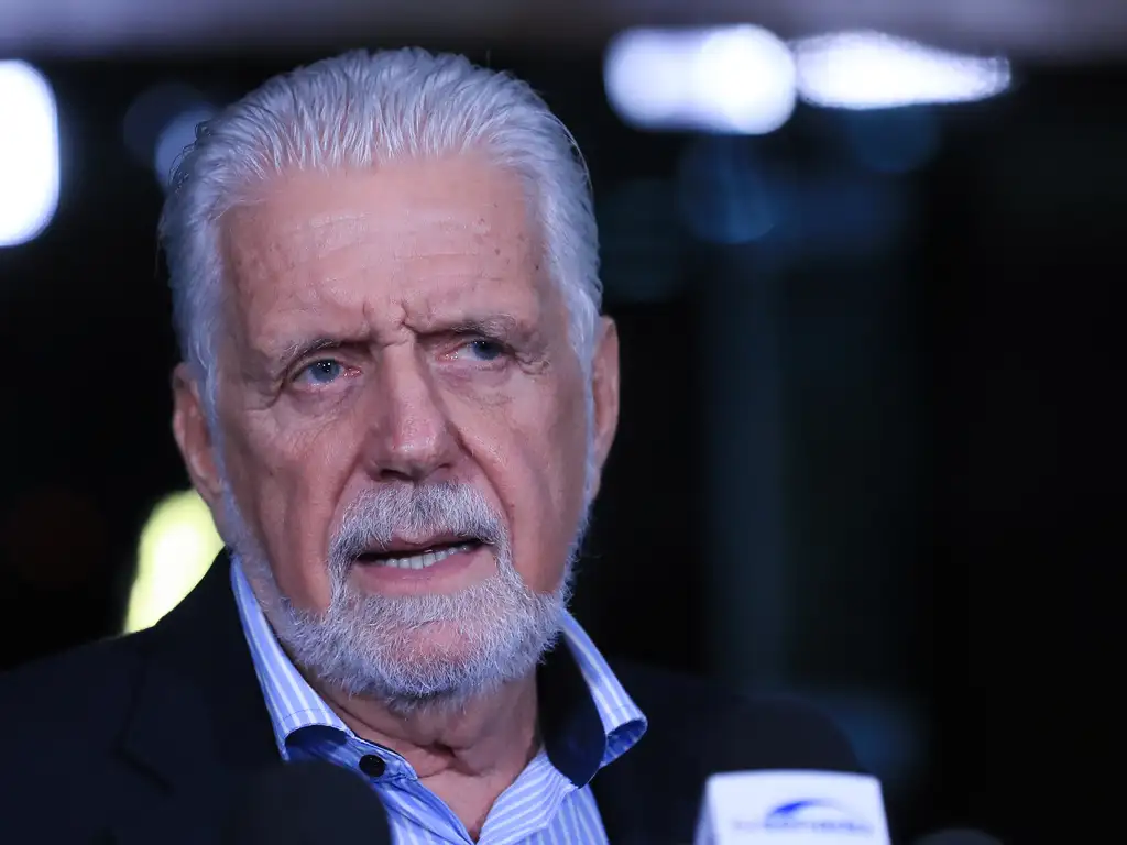Jaques Wagner nega irregularidades e diz que não atuou em favor do Master