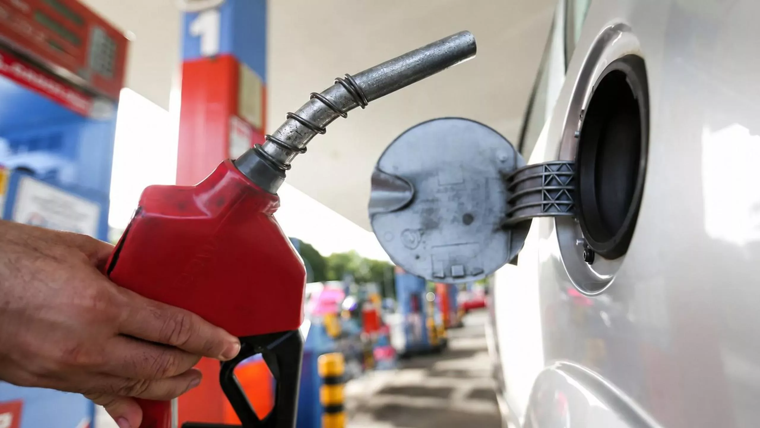 Governo libera crédito extraordinário de R$ 550 milhões para subsidiar importação de diesel