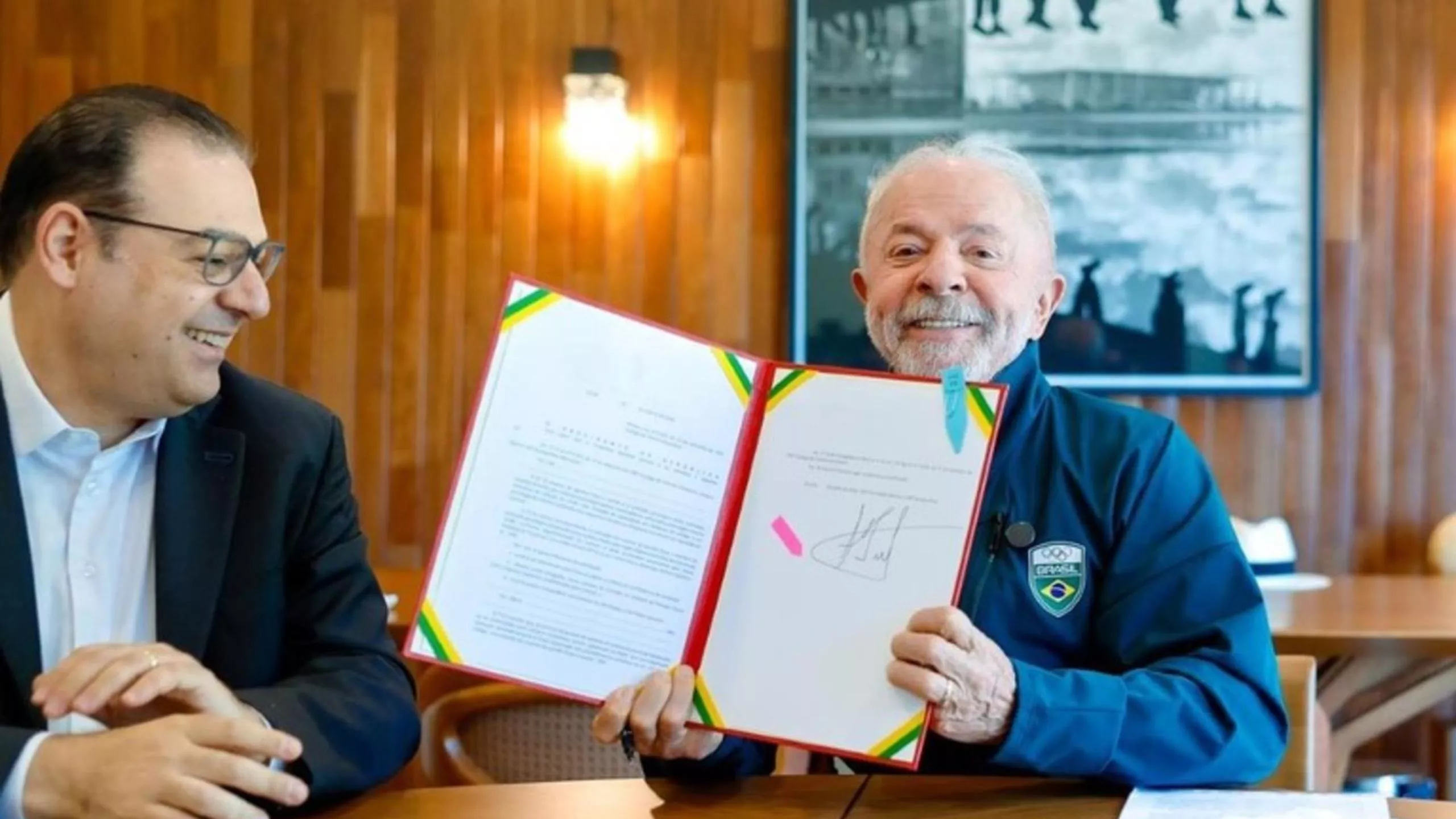 Lula sanciona lei que moderniza a CNH e garante renovação automática para bons condutores