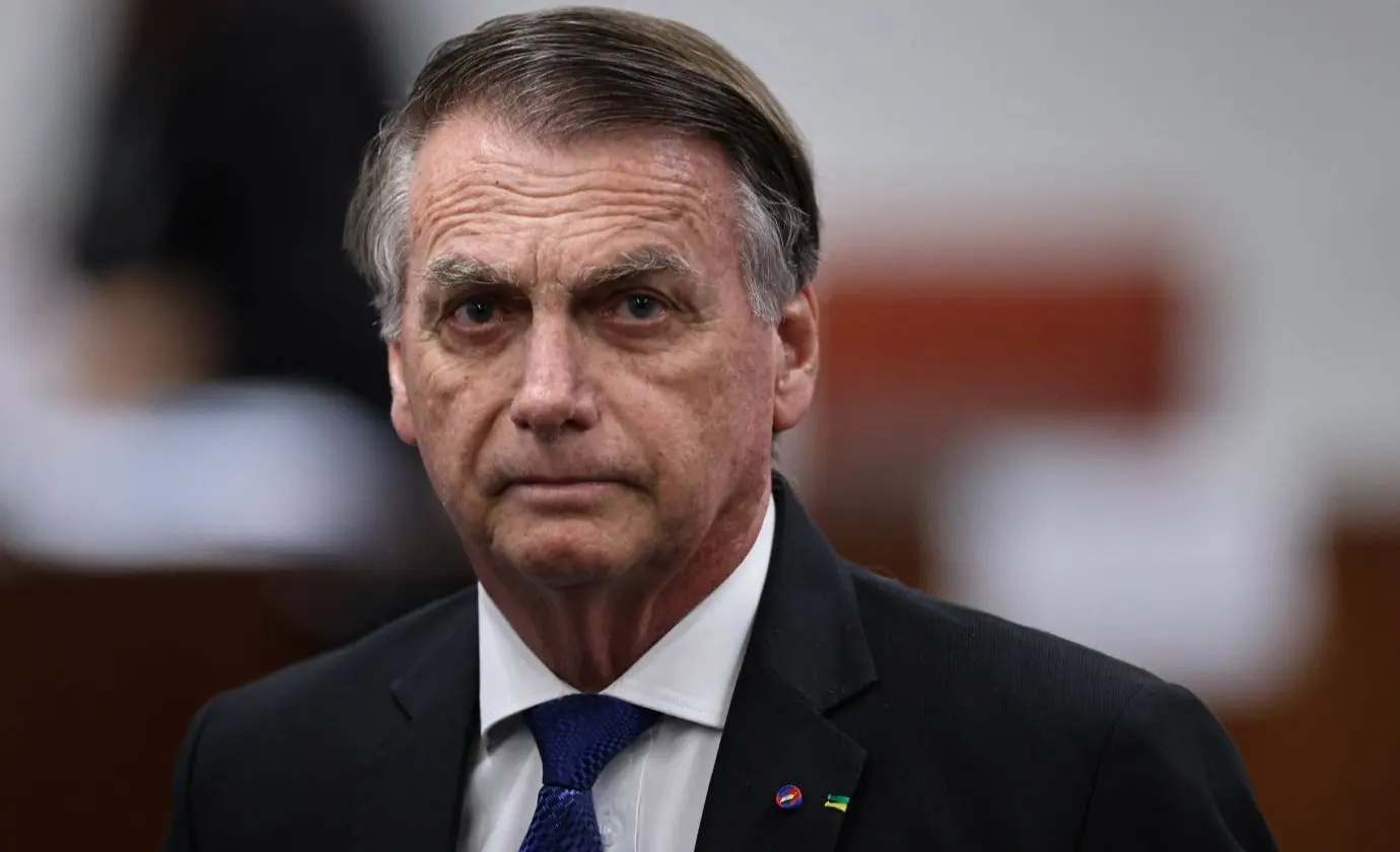 A manobra do Exército para manter patentes de condenados por golpe
