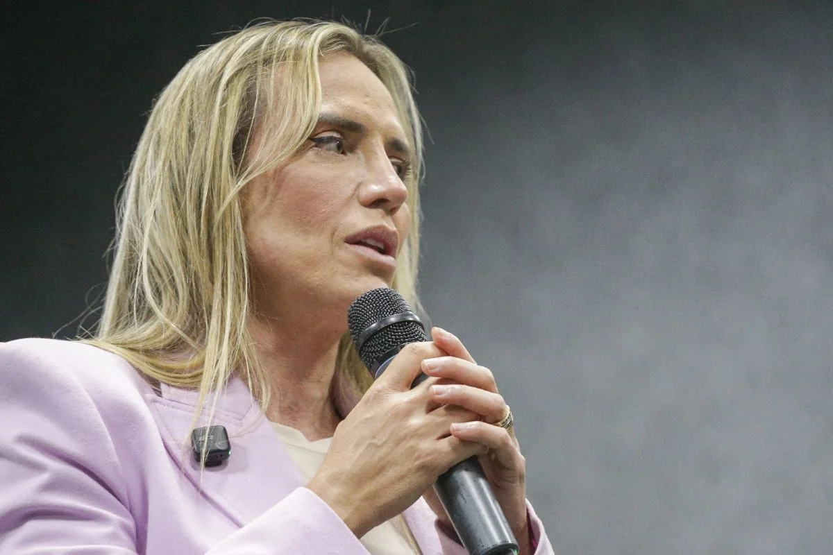 Lei do BRB: Celina veta emendas sobre ressarcimento ao GDF e concursos