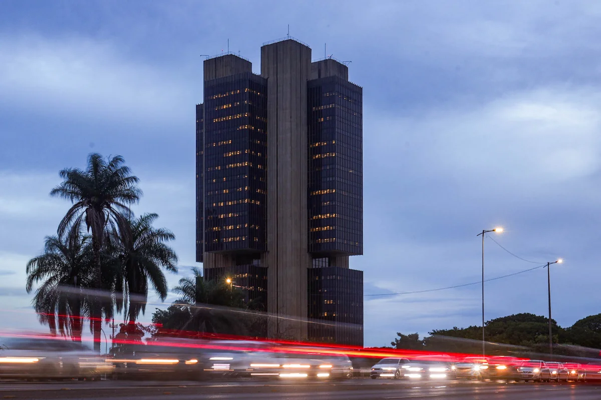 Prévia do PIB: IBC-Br mostra avanço de 0,5% na economia em abril