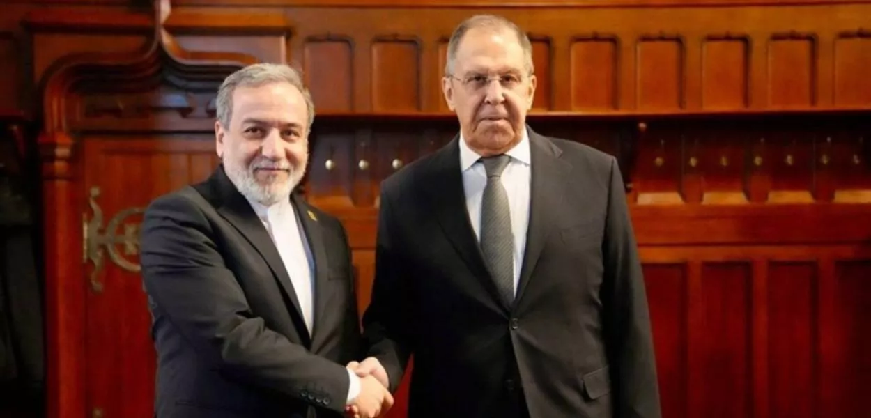 Rússia e Irã articulam na ONU fim de sanções contra Teerã