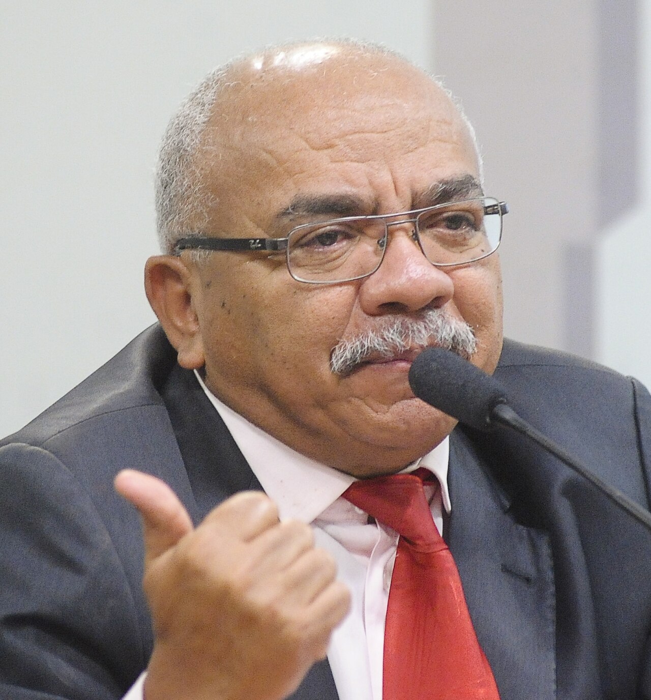 ✊🏽 JUNTOS VENCEREMOS! CHICO VIGILANTE DECLARA APOIO À PRÉ-CANDIDATURA DE RUTH VENCEREMOS À CÂMARA DOS DEPUTADOS