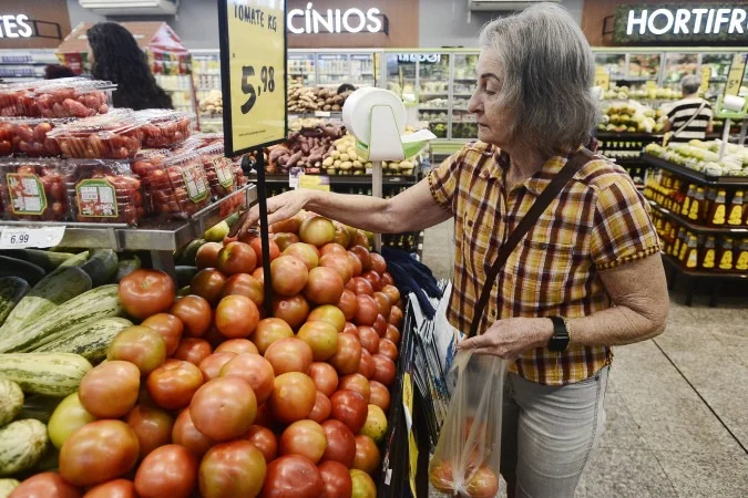 Seca no DF pressiona produção e pode encarecer preços dos alimentos