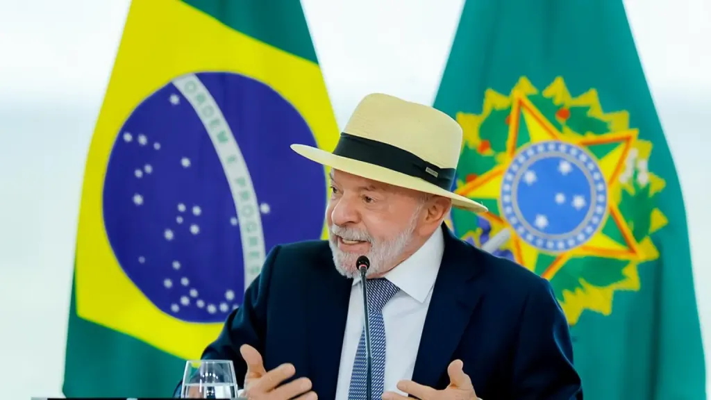 Plano Brasil Soberano amplia crédito de R$ 18,5 bilhões para empresas afetadas por tarifaço dos EUA