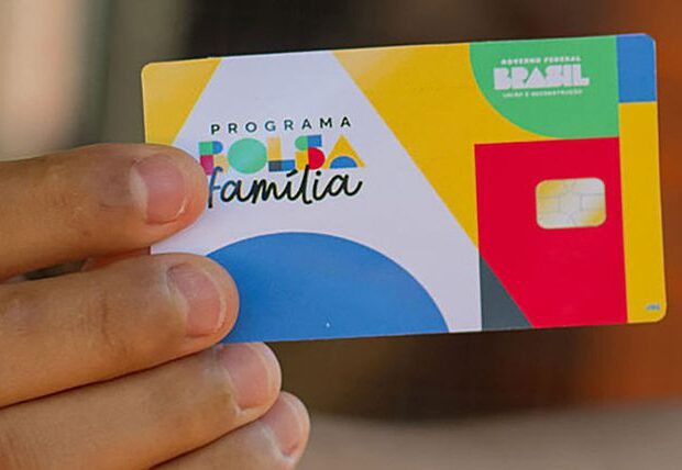 Caixa paga Bolsa Família para beneficiários com NIS final 6 nesta segunda-feira