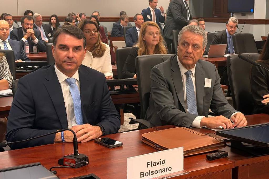 Governo repudia traição à Pátria de Flávio Bolsonaro em benefício dos EUA