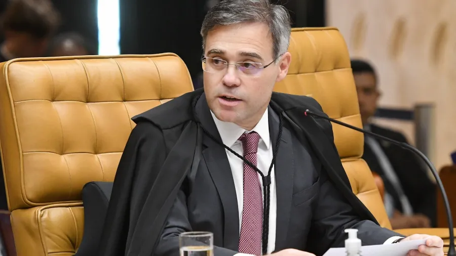 André Mendonça deve manter no STF investigação contra Fábio Luís