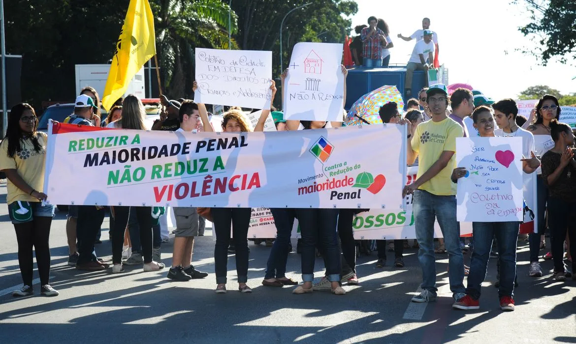 Especialista alerta para efeitos da redução da maioridade penal aos 16 anos
