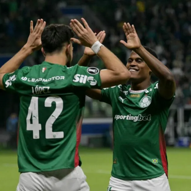 Palmeiras vence o Fortaleza por 3 a 0 e abre vantagem nas oitavas da Copa do Brasil