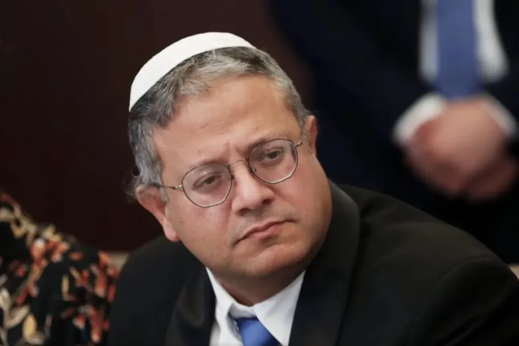 Ministro de Israel defende ataques diários em Gaza e morte de até 40 pessoas por noite