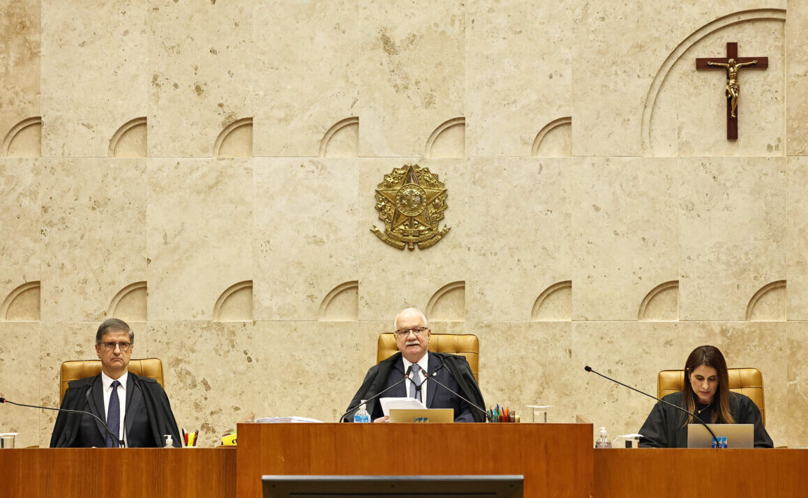 STF enfrenta crise interna e debate impacto de investigações sobre as eleições
