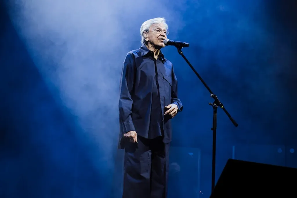 Caetano Veloso fará show gratuito em Brasília em setembro