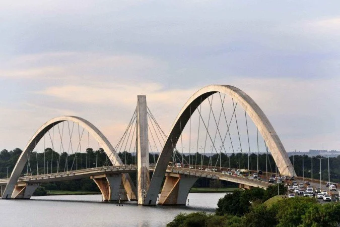 Ponte JK terá cinco faixas no sentido Plano Piloto a partir de quarta-feira