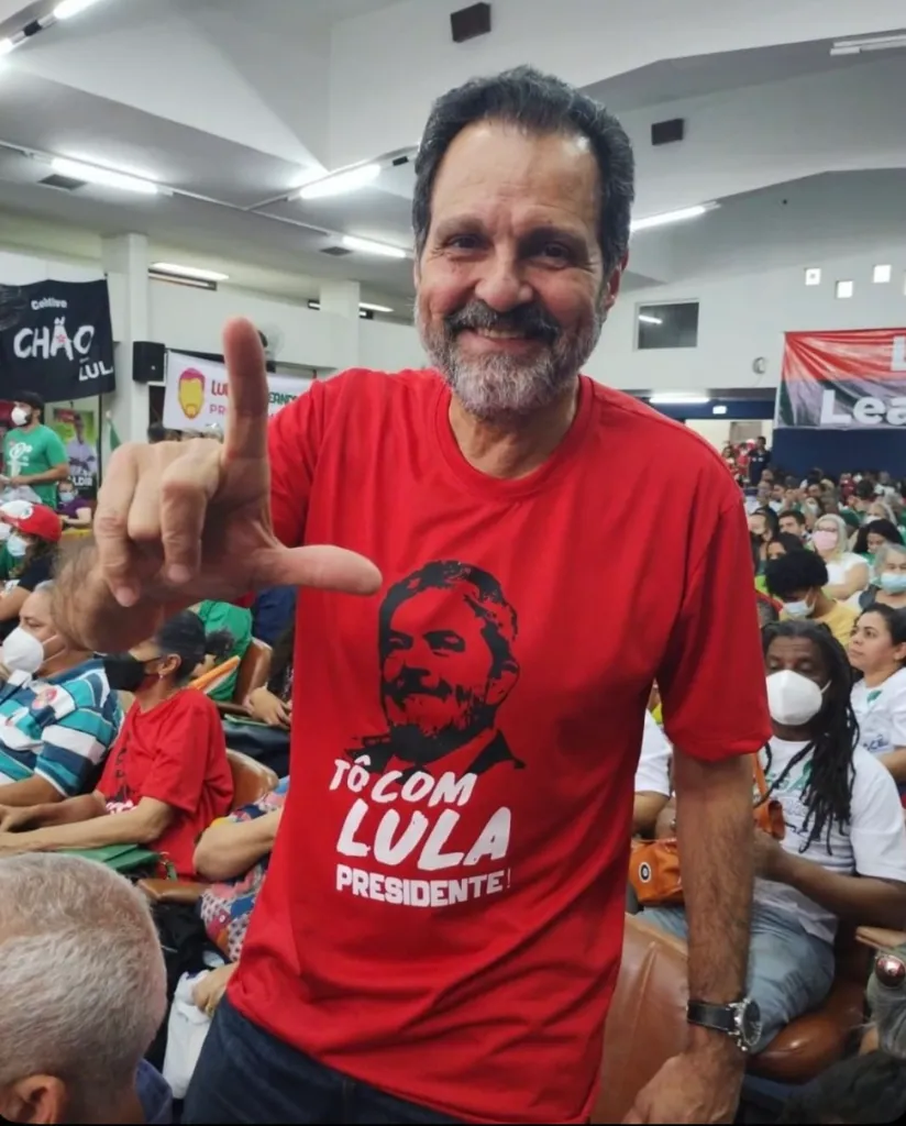 Agnelo Queiroz está de volta à Câmara; Fábio Felix lidera votação no DF