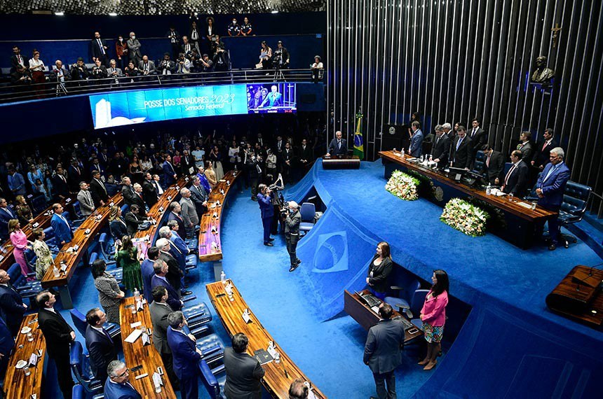 Michelle Bolsonaro e Bia Kicis são eleitas para o Senado pelo DF