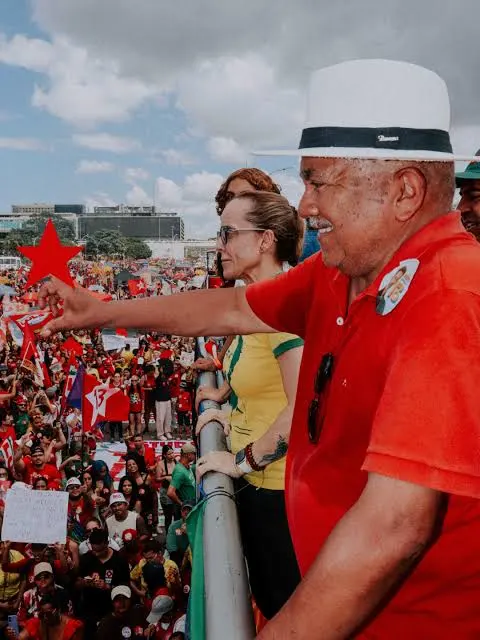 Chico Vigilante destaca esperança na juventude e na continuidade da luta democrática