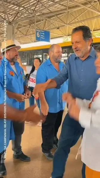 Agnelo Queiroz realiza agenda com trabalhadores e feirantes no DF