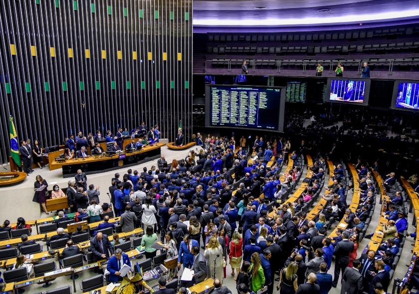 Fábio Felix é o deputado federal mais votado do DF; veja os oito eleitos
