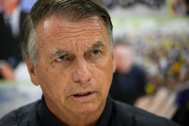 Defesa de Bolsonaro pede anulação da condenação e Nunes Marques será relator